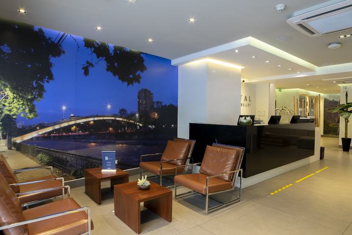 Imagen de los interiores del Hotel Capital Bellet. Foto 18