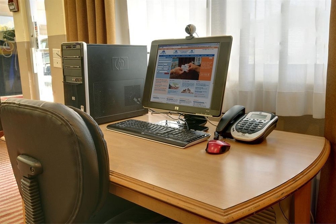 Imagen de los interiores del Hotel Capital City Inn Downtown Sacramento Convention Center. Foto 13