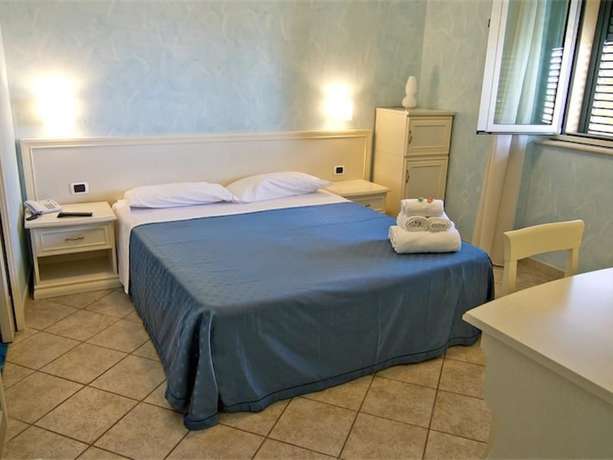 Imagen de la habitación del Hotel Capital, Cupra Marittima. Foto 13