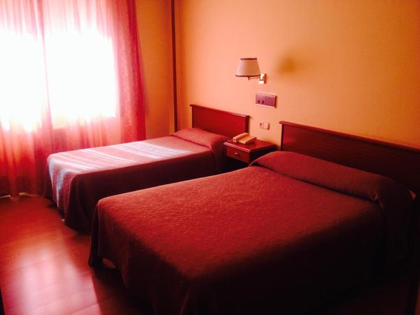 Imagen de la habitación del Hotel Capital De Galicia. Foto 5