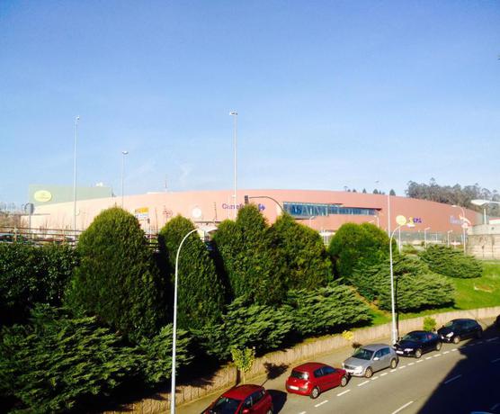 Imagen de los exteriores del Hotel Capital De Galicia. Foto 11