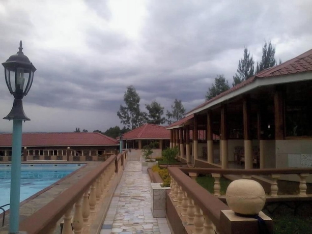 Imagen de la piscina del Hotel Capital Hill Lodge. Foto 14