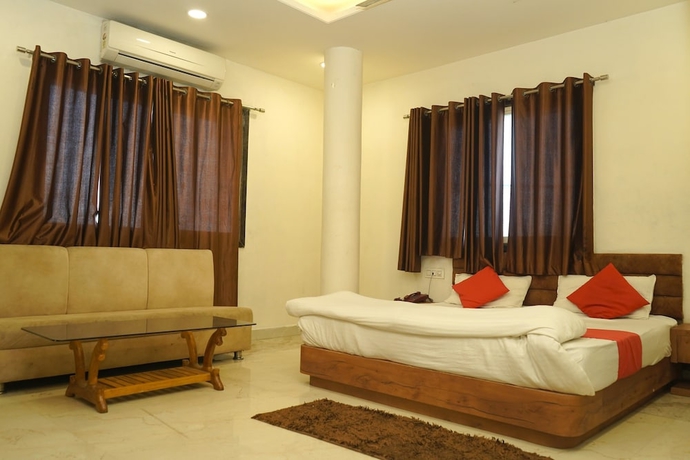 Imagen general del Hotel Capital In. Foto 1