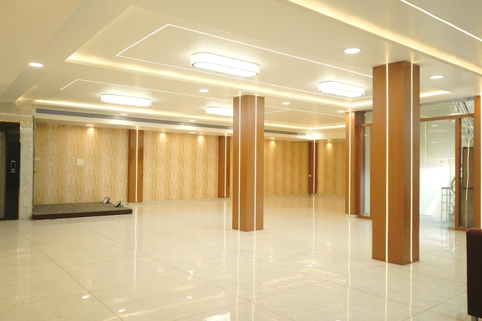 Imagen de los interiores del Hotel Capital In. Foto 13