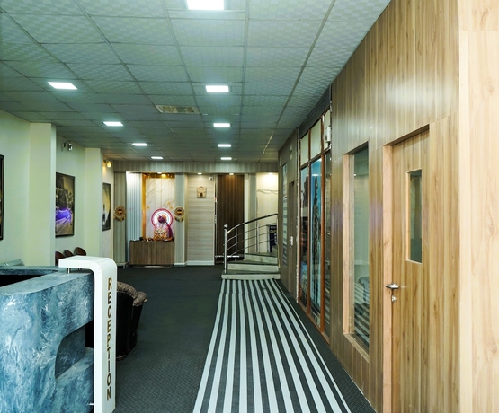 Imagen de los interiores del Hotel Capital In. Foto 14