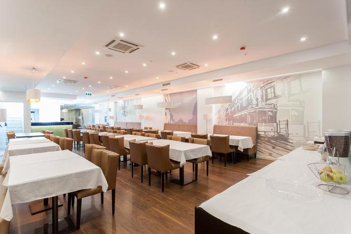 Imagen del bar/restaurante del Hotel Capital, Lisboa. Foto 2