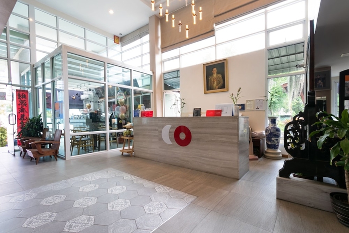 Imagen de los interiores del Hotel Capital O 1008 Golden Beach Boutique Resort. Foto 16