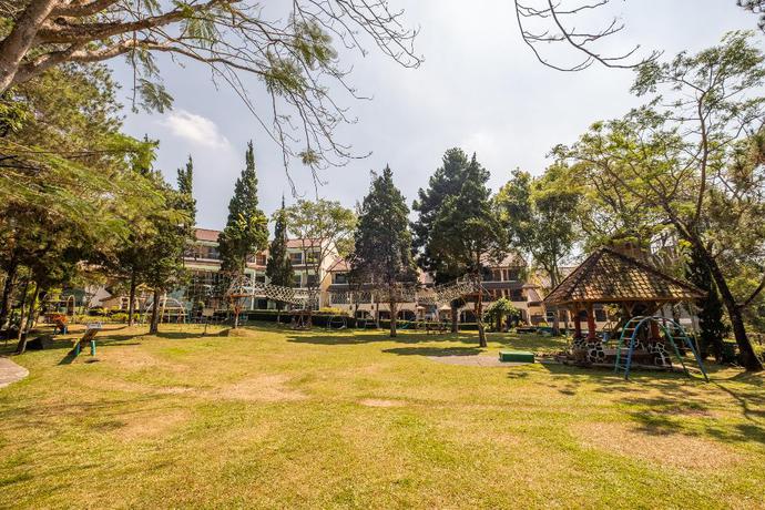 Imagen general del Hotel Capital O 1256 Sangga Buana Resort and Convention Hotel. Foto 6