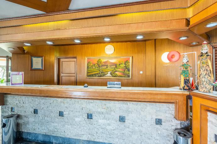 Imagen de los interiores del Hotel Capital O 1256 Sangga Buana Resort and Convention Hotel. Foto 17