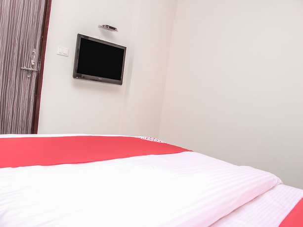 Imagen de la habitación del Hotel Capital O 14864 Satyam Inn. Foto 2