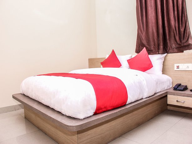 Imagen de la habitación del Hotel Capital O 14864 Satyam Inn. Foto 5