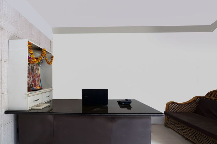 Imagen de los interiores del Hotel Capital O 15141 Townvilla Guest House. Foto 16