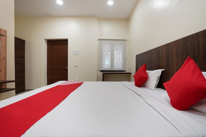 Imagen de la habitación del Hotel Capital O 15141 Townvilla Guest House. Foto 9