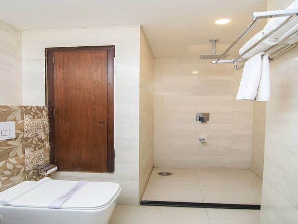 Imagen general del Hotel Capital O 15351 Vikram Palace. Foto 13