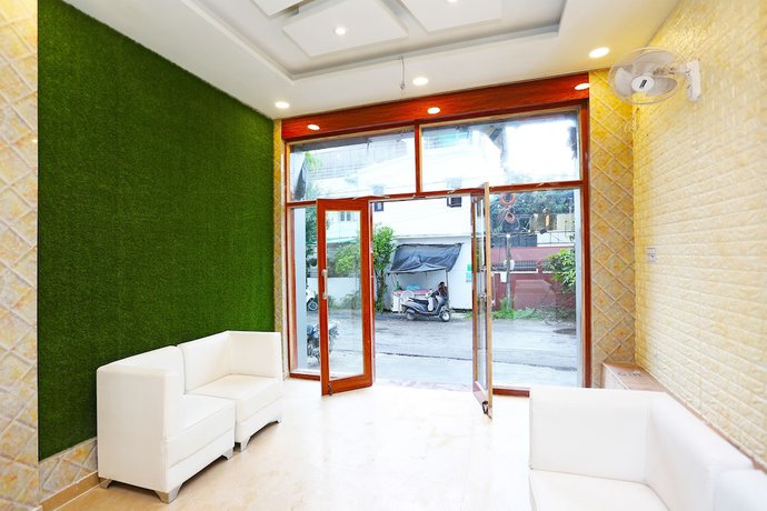 Imagen de los interiores del Hotel Capital O 15566 Rosewood Inn. Foto 15