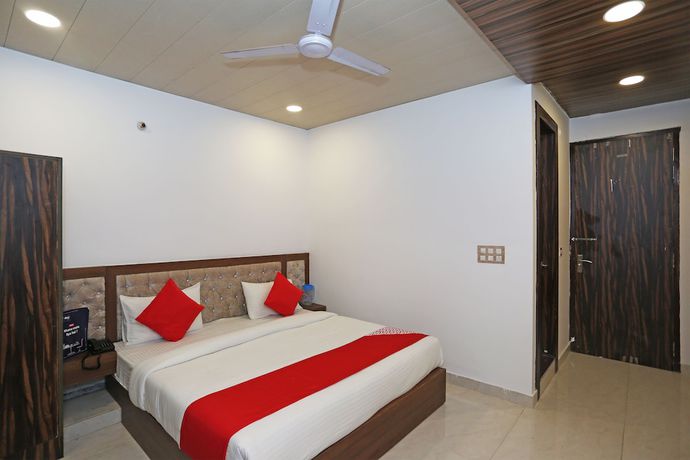 Imagen de la habitación del Hotel Capital O 15566 Rosewood Inn. Foto 9