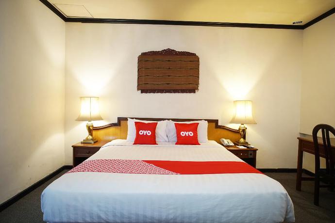 Imagen de la habitación del Hotel Capital O 1735 Adika Bahtera Hotel. Foto 11