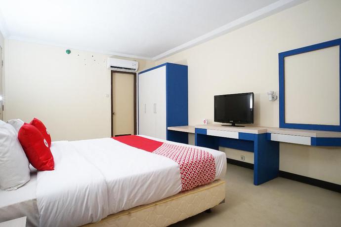 Imagen de la habitación del Hotel Capital O 1963 The New Benakutai. Foto 5