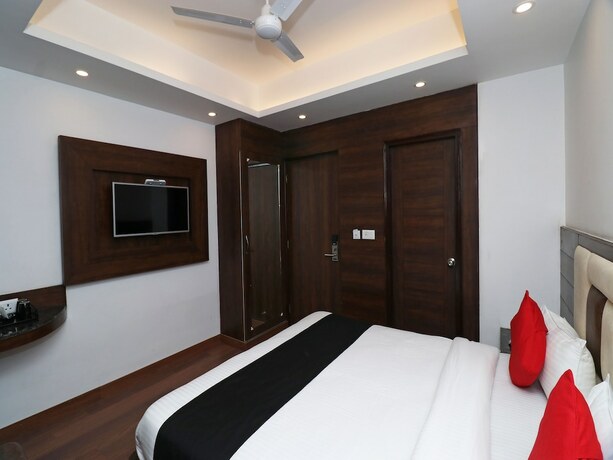 Imagen general del Hotel Capital O 26634 Grand Sm Regency. Foto 8