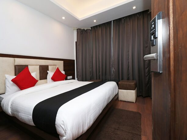 Imagen general del Hotel Capital O 26634 Grand Sm Regency. Foto 12