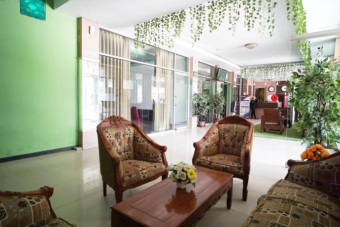 Imagen de los interiores del Hotel Capital O 2885 Hemra. Foto 19