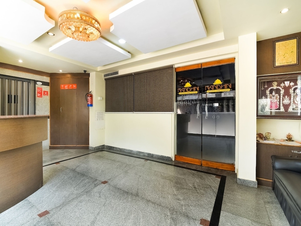 Imagen de los interiores del Hotel Capital O 29342 Blu Resorts. Foto 15