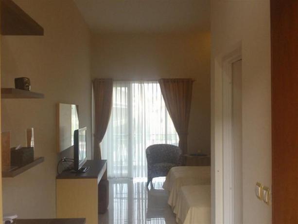 Imagen general del Hotel Capital O 3222 Jeng Ratu Hotel Pangandaran. Foto 3