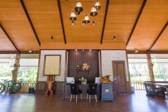 Imagen de los interiores del Hotel Capital O 370 Nernkhao Resort. Foto 14