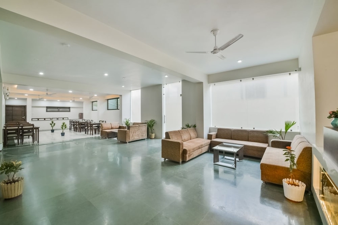 Imagen de los interiores del Hotel Capital O 40000 The Sejour. Foto 13