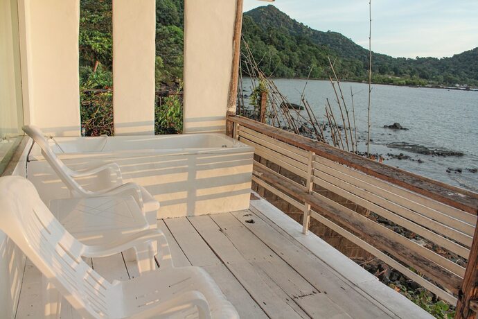 Imagen de la habitación del Hotel Capital O 75411 Navagio Boutique Koh Chang. Foto 16