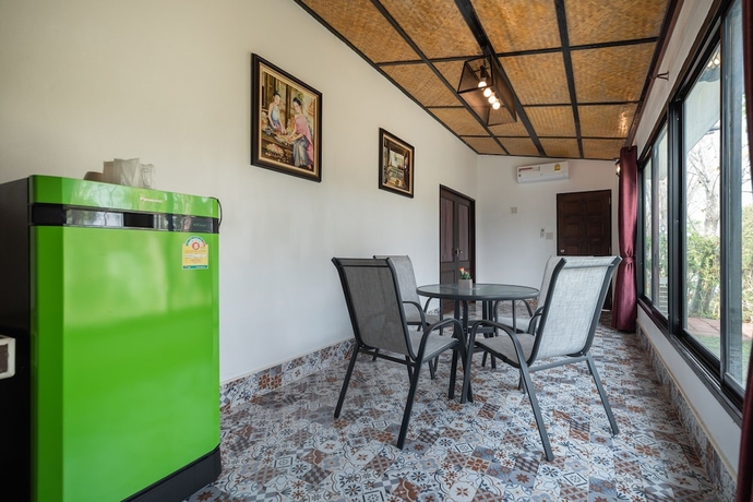 Imagen de la habitación del Hotel Capital O 805 Suan Palm Farm Nok Resort. Foto 5