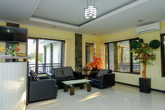 Imagen general del Hotel Capital O 887 Green Hill And Convention Center. Foto 8