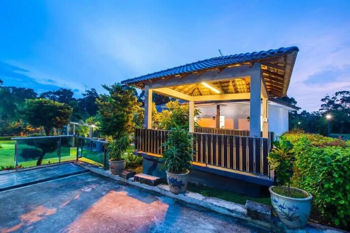 Imagen de los interiores del Hotel Capital O 90088 Mbp Leisure Resort. Foto 14