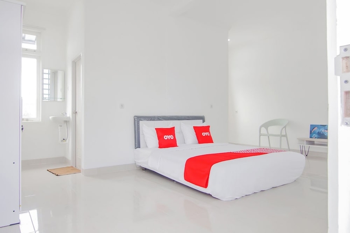 Imagen de la habitación del Hotel Capital O 90342 Kemang Garden. Foto 6