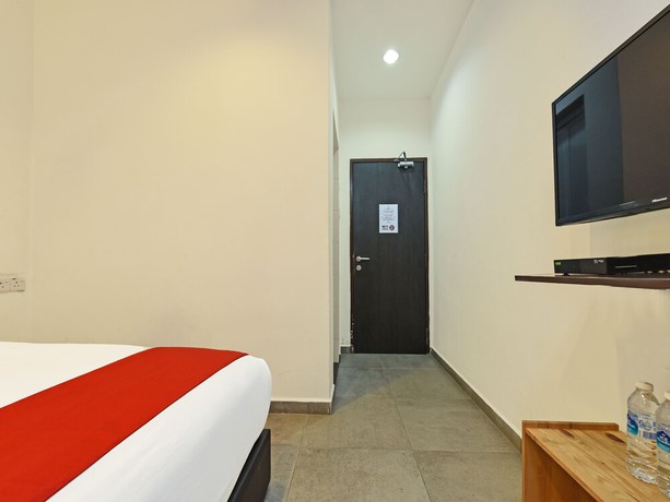 Imagen de la habitación del Hotel Capital O 90615 The Bed Hotel. Foto 3