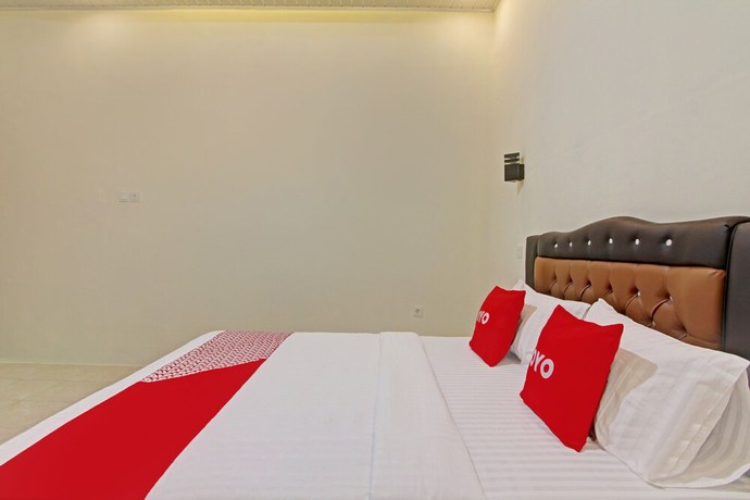 Imagen de la habitación del Hotel Capital O 90643 Suri Guest House Syariah. Foto 15