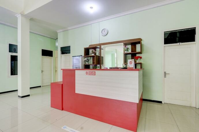 Imagen general del Hotel Capital O 90709 Djati Guest House. Foto 7