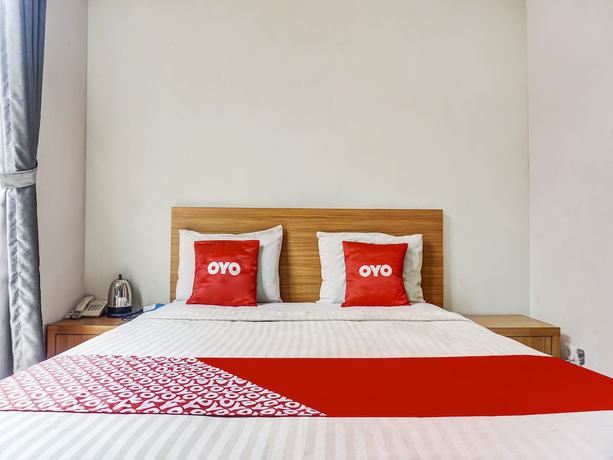 Imagen de la habitación del Hotel Capital O 91140 Ayodya Kebon Jeruk, Yakarta Barat. Foto 4