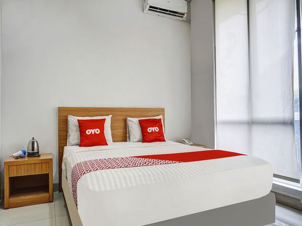 Imagen de la habitación del Hotel Capital O 91140 Ayodya Kebon Jeruk, Yakarta Barat. Foto 13