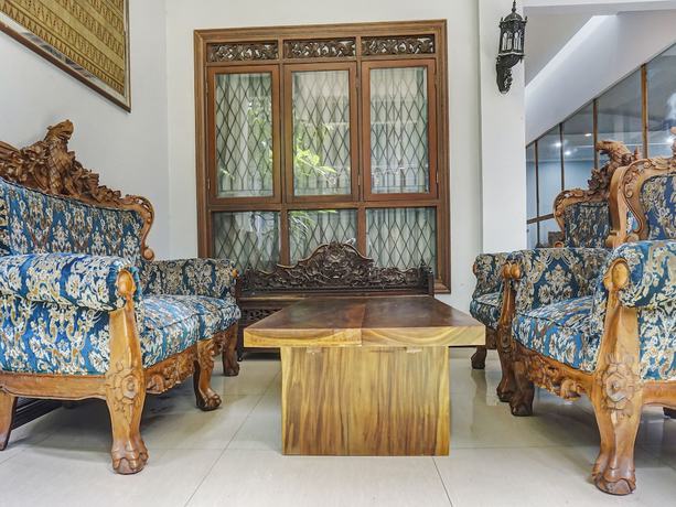 Imagen de los interiores del Hotel Capital O 91140 Ayodya Kebon Jeruk, Yakarta Barat. Foto 17