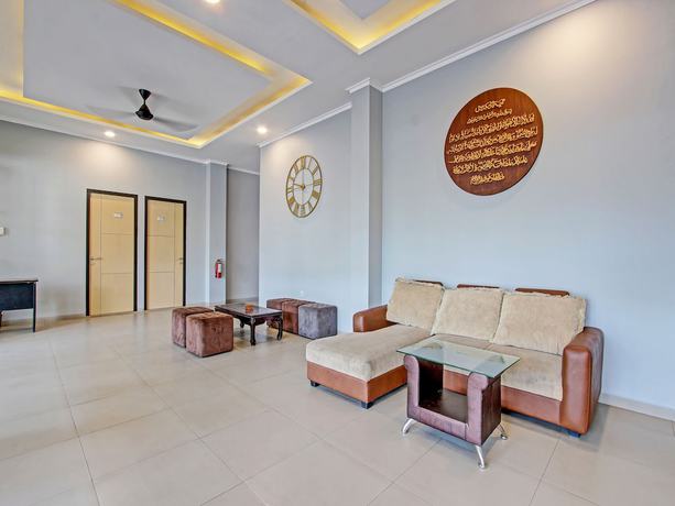 Imagen de los interiores del Hotel Capital O 91377 Mk Prime Syariah. Foto 17