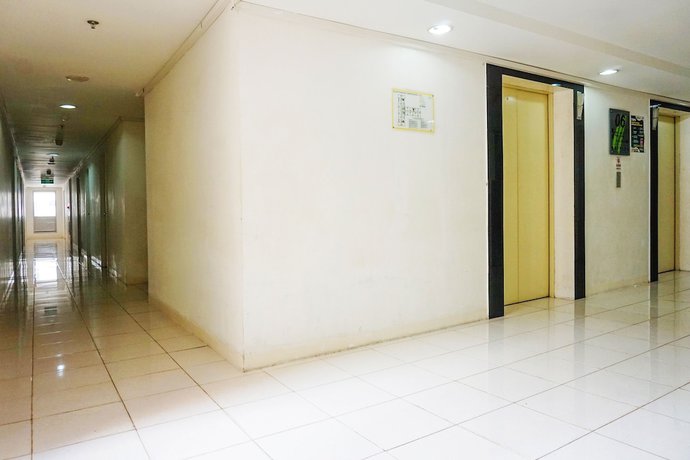 Imagen de los interiores del Hotel Capital O 91651 Independent99. Foto 20