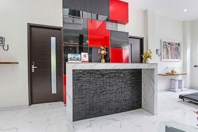 Imagen general del Hotel Capital O 91665 D\'prof Exclusive Guesthouse. Foto 3