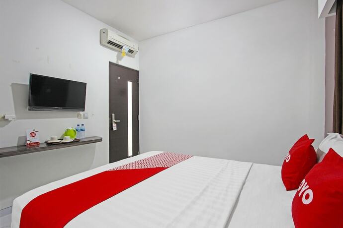 Imagen general del Hotel Capital O 91665 D\'prof Exclusive Guesthouse. Foto 8