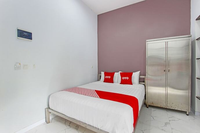 Imagen general del Hotel Capital O 91665 D\'prof Exclusive Guesthouse. Foto 13