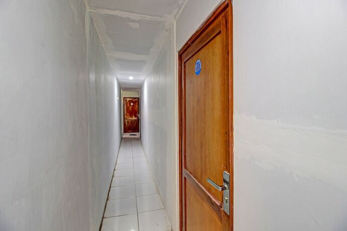 Imagen general del Hotel Capital O 91690 Moza Guest House. Foto 2