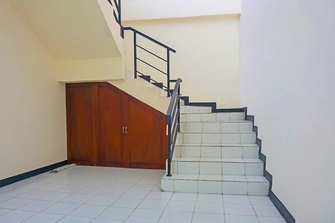 Imagen de los interiores del Hotel Capital O 92180 Orange Garden 47. Foto 13
