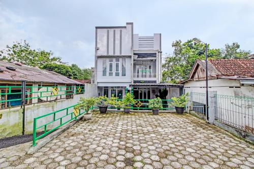 Imagen general del Hotel Capital O 92250 Hall & Guesthouse Kowapi Syariah. Foto 16