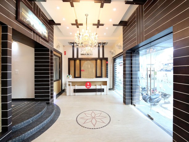 Imagen de los interiores del Hotel Capital O 9235 Nayyar. Foto 19