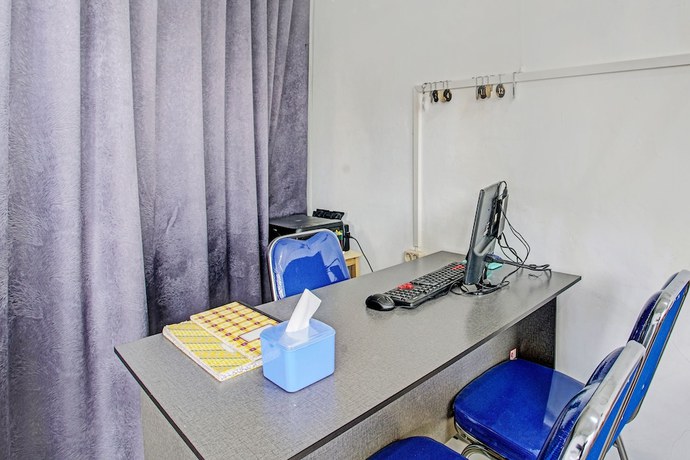 Imagen de los interiores del Hotel Capital O 92358 Pondok Amak Syariah. Foto 17